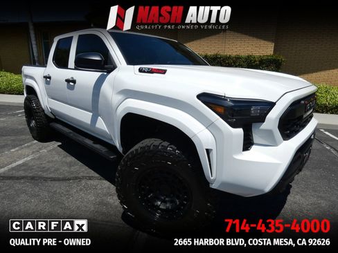 Used 2024 Toyota Tacoma SR RWD image 5