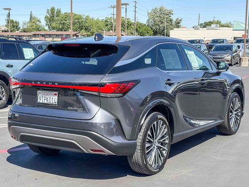 Used 2025 Lexus RX 350 Premium Plus w/ Convenience Package image 4