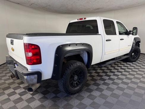 Used 2013 Chevrolet Silverado 2500 LT AWD/4WD image 9