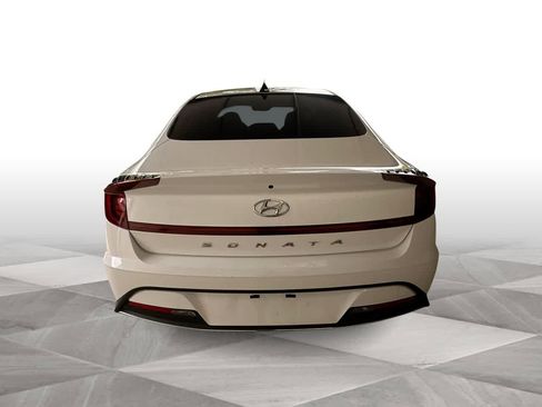 Used 2023 Hyundai Sonata SE FWD image 7
