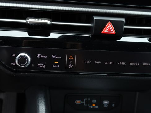 New 2026 Kia Sportage EX image 31