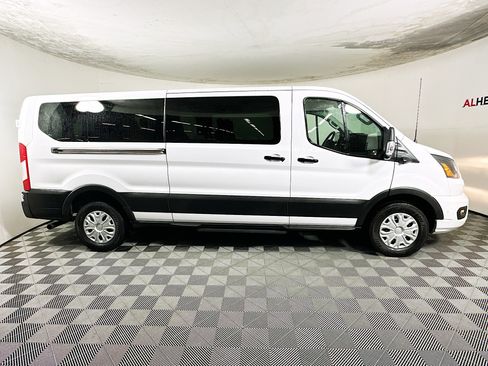 Used 2023 Ford Transit 350 XLT image 2