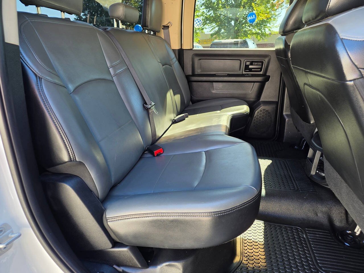 Used 2019 RAM 3500 Tradesman w/ Chrome Appearance Group AWD/4WD image 23