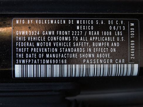 Used 2013 Volkswagen Beetle 2.5 FWD image 38