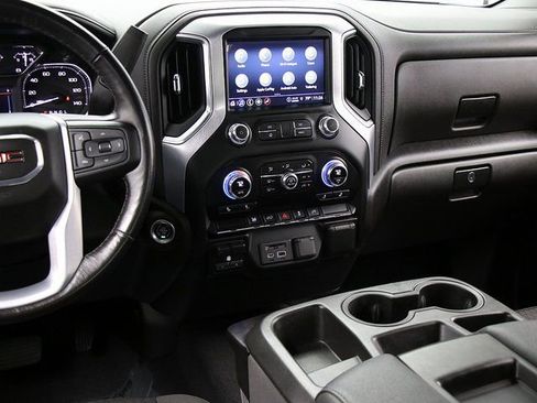 Certified 2022 GMC Sierra 3500 SLE w/ SLE Convenience Package image 15