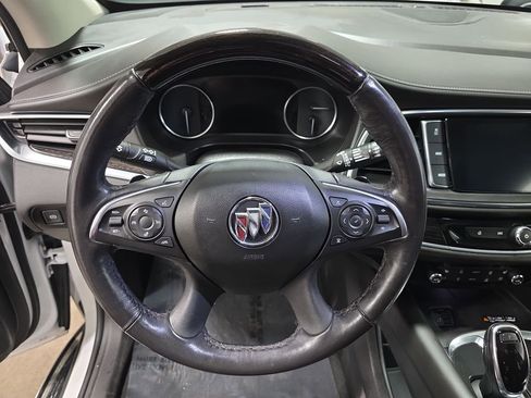 Used 2021 Buick Enclave Avenir w/ Avenir Technology Package image 20