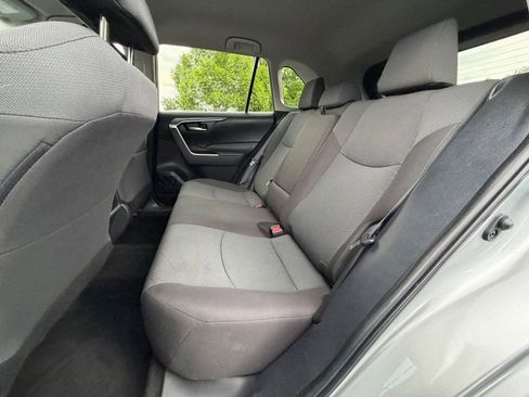Used 2024 Toyota RAV4 XLE FWD image 18
