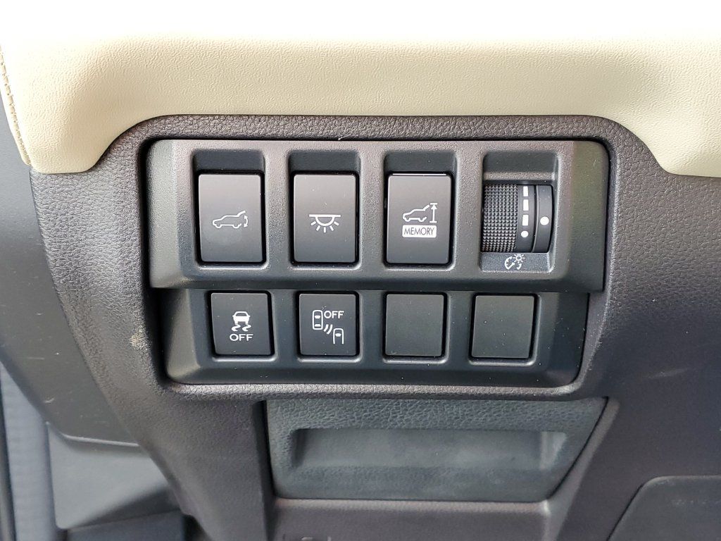 Used 2020 Subaru Ascent Limited w/ Popular Package #2A AWD/4WD image 8