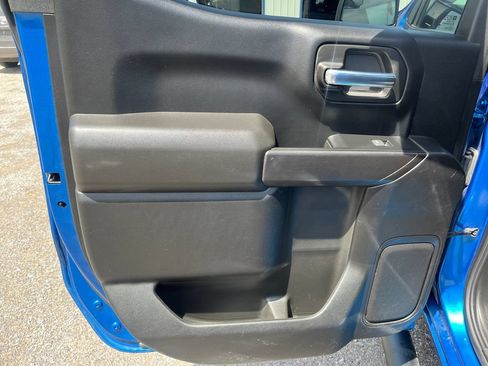 Used 2024 Chevrolet Silverado 1500 Custom AWD/4WD image 27