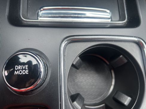 Used 2023 Lincoln Corsair Reserve w/ Rear Removable Package Tray image 21