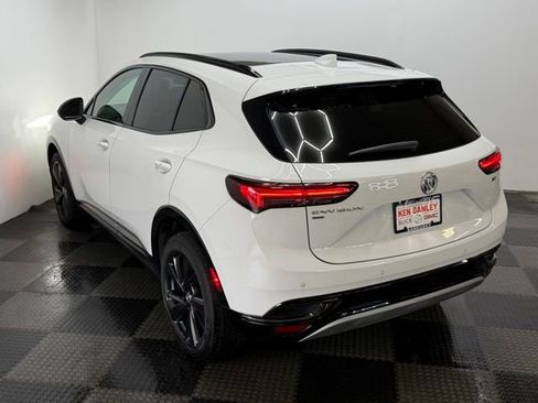Used 2023 Buick Envision Essence w/ Sport Touring Package AWD/4WD image 7