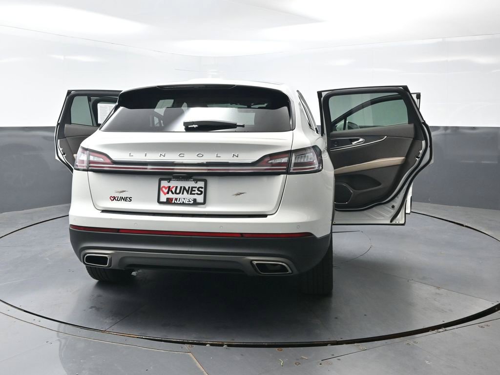 Used 2021 Lincoln Nautilus Reserve AWD/4WD image 58