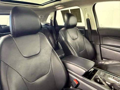 Used 2019 Ford Edge Titanium w/ Equipment Group 301A FWD image 55