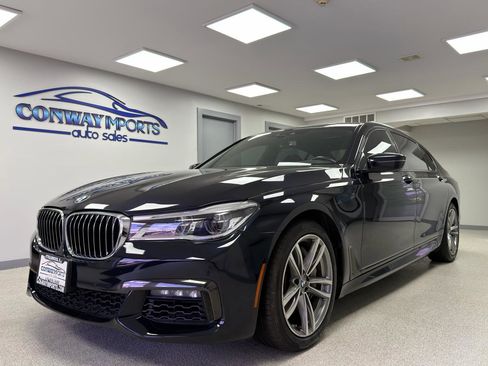 Used 2019 BMW 750i xDrive w/ M Sport Package AWD/4WD image 1