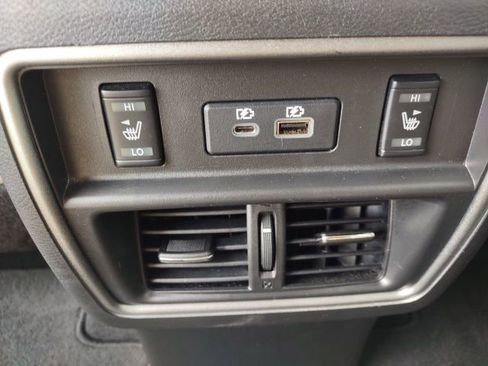 Used 2024 Nissan Murano SL image 20