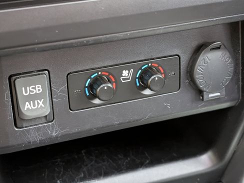 Used 2018 Toyota 4Runner Limited image 34