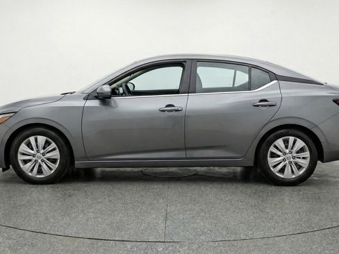 Used 2025 Nissan Sentra S image 5