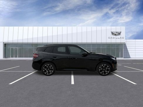 Used 2025 BMW X3 xDrive30i AWD/4WD image 2