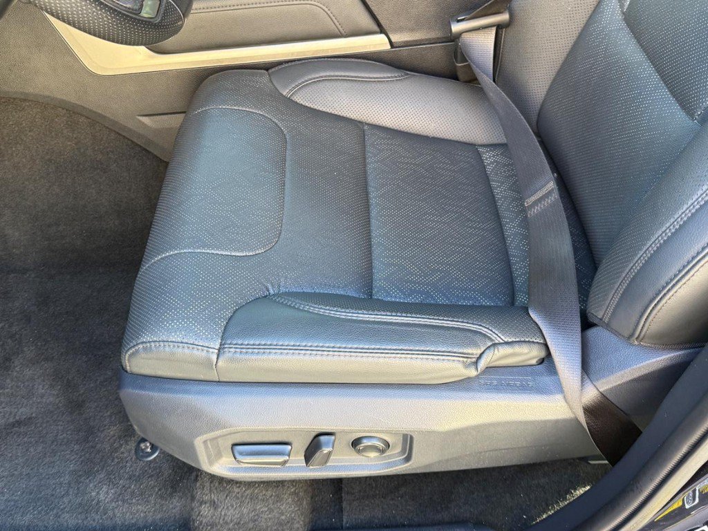 Used 2023 Toyota Tundra Limited AWD/4WD image 16