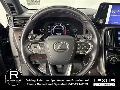 Certified 2022 Lexus LX 600 4WD w/ Appearance Package image 13