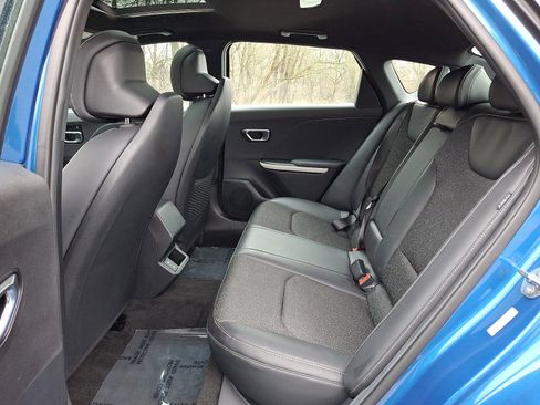 Used 2025 Kia K4 GT-Line w/ GT-Line Sunroof Package image 10