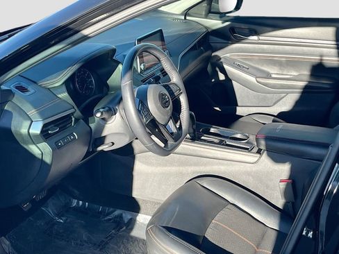 Used 2019 Nissan Altima 2.5 SR w/ SR Premium Package image 9