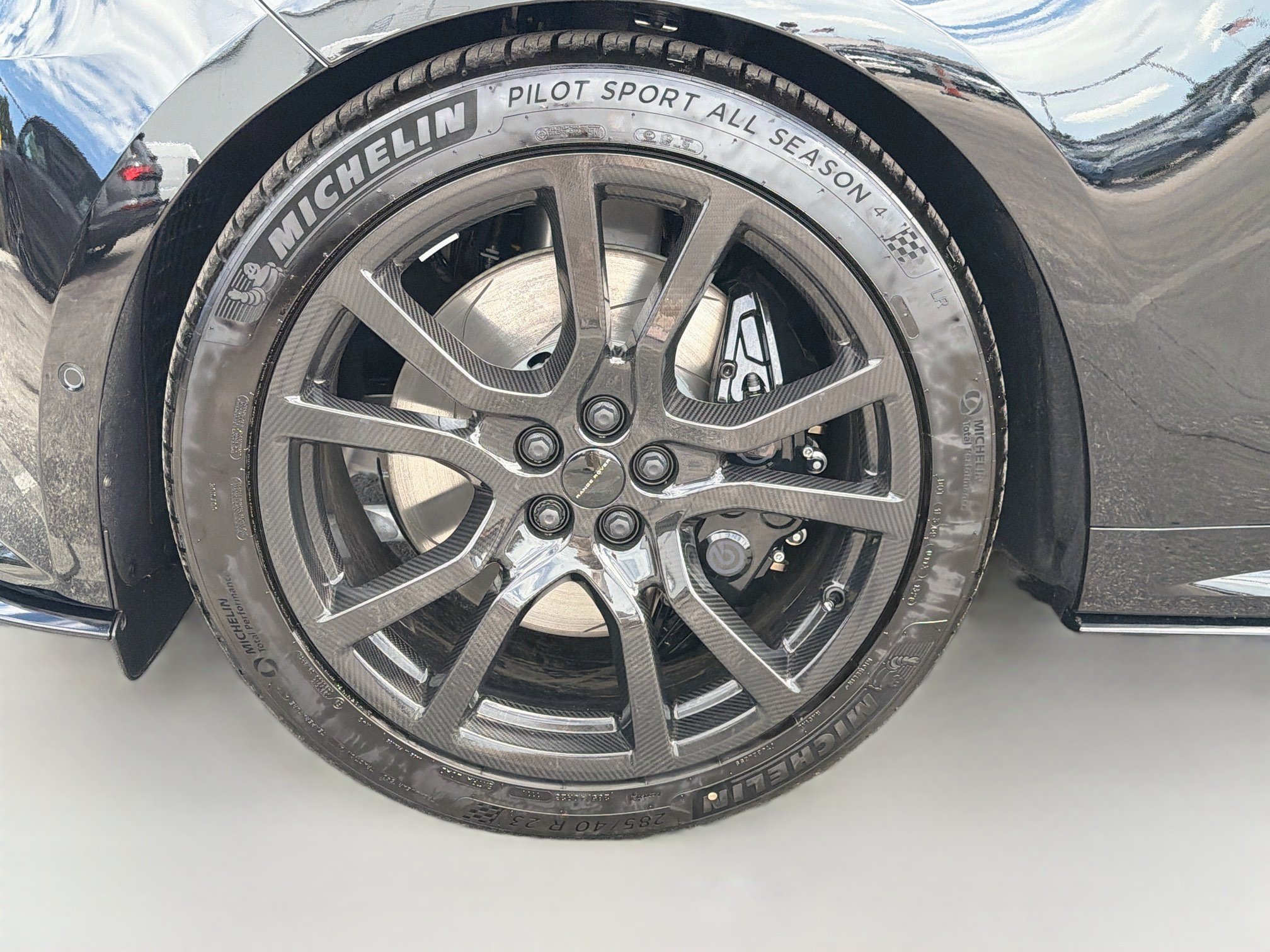 New 2027 Land Rover Range Rover Sport SV AWD/4WD image 41
