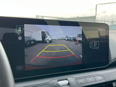 Used 2025 Kia K4 LXS image 18