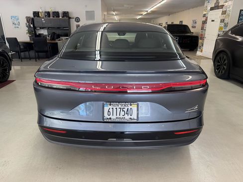Used 2024 Lucid Air Touring AWD/4WD image 29