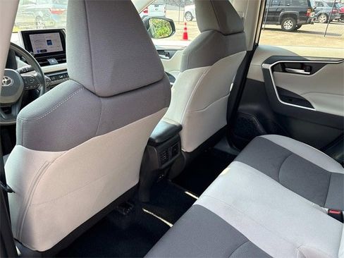 Used 2024 Toyota RAV4 XLE image 17