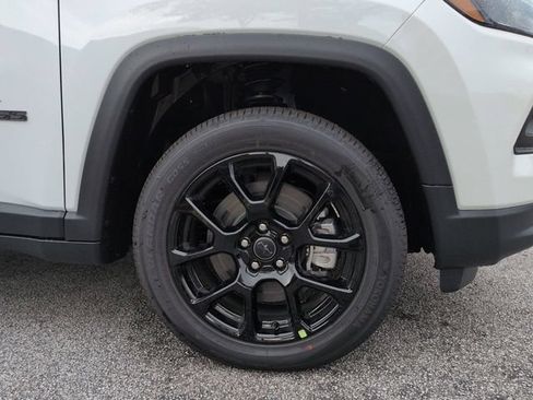 New 2026 Jeep Compass Latitude AWD/4WD image 10