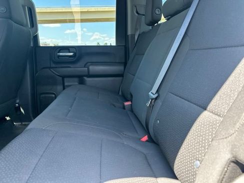 Used 2022 Chevrolet Silverado 2500 Custom w/ Custom Value Package AWD/4WD image 38
