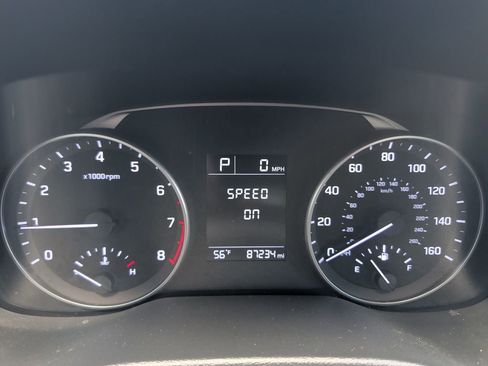 Used 2017 Hyundai Elantra SE image 12