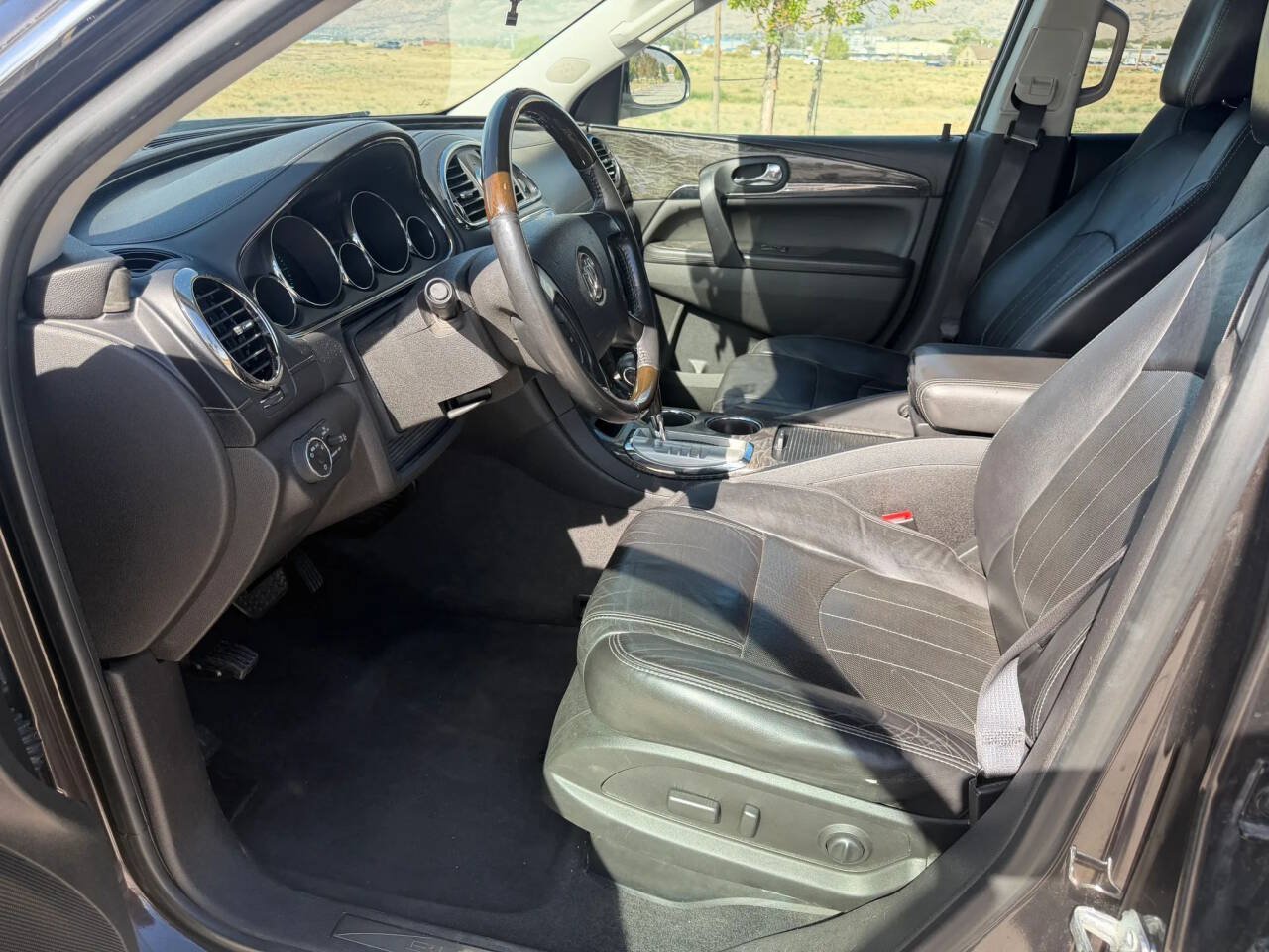 Used 2013 Buick Enclave Leather AWD/4WD image 14