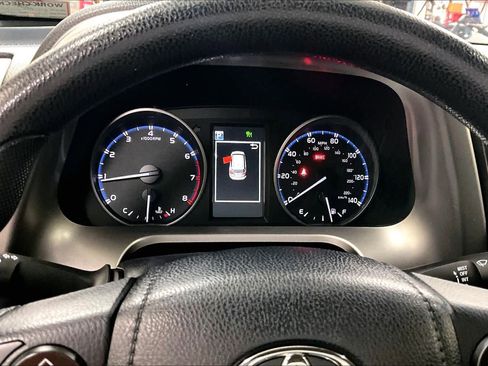 Used 2018 Toyota RAV4 LE w/ All Weather Liner Package image 24