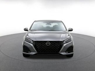 Used 2025 Nissan Altima 2.5 SV FWD video 2