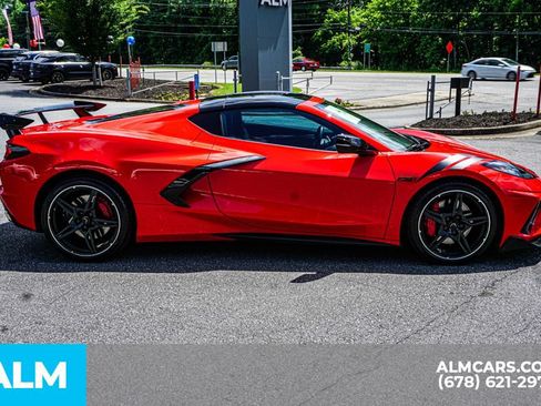 Used 2020 Chevrolet Corvette Stingray Preferred Cpe w/ 2LT Preferred Equipment Group RWD image 9