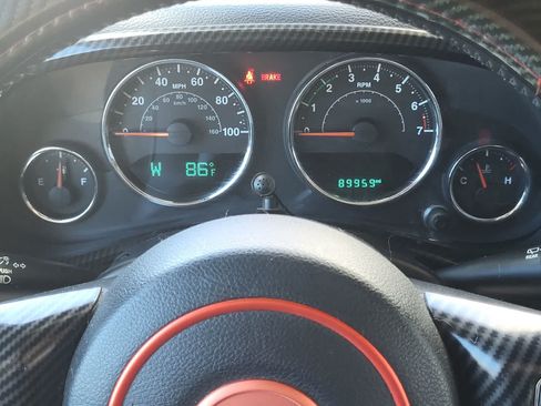 Used 2015 Jeep Wrangler Unlimited Sport AWD/4WD image 6
