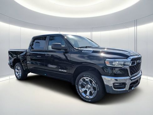New 2026 RAM 1500 Big Horn AWD/4WD image 2