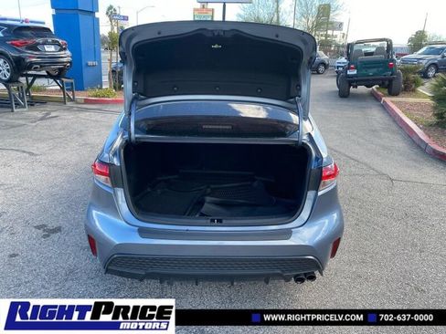 Used 2021 Toyota Corolla SE image 5