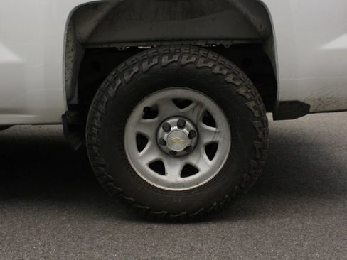 Used 2017 Chevrolet Silverado 1500 W/T AWD/4WD image 9