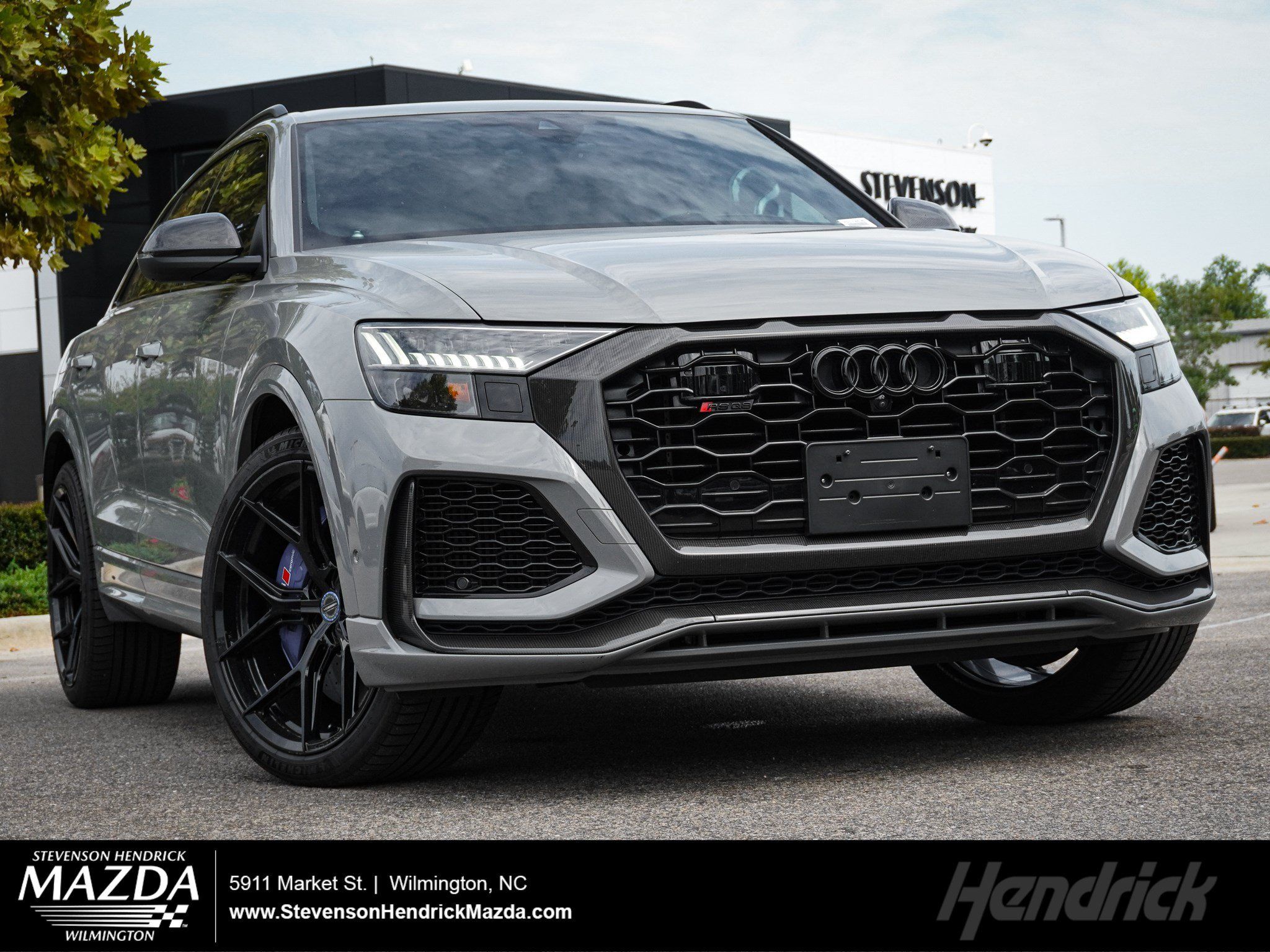 Used 2022 Audi RS Q8 AWD/4WD image 1