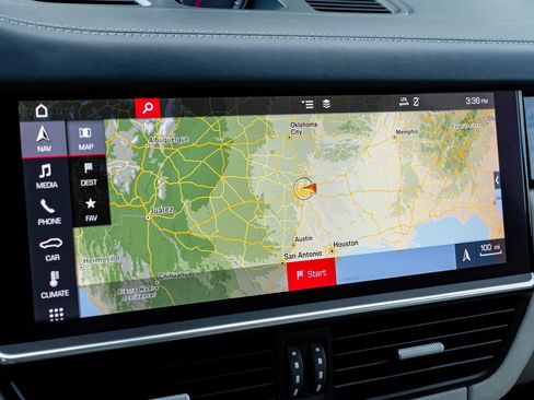 Used 2019 Porsche Cayenne S image 20