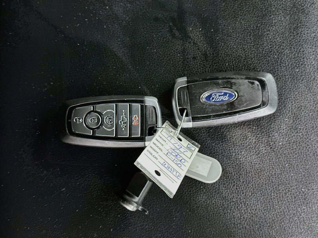 Used 2022 Ford F150 Lariat w/ FX4 Off-Road Package AWD/4WD image 35