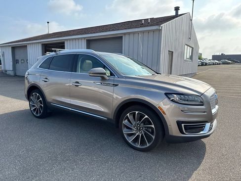 Used 2020 Lincoln Nautilus Reserve w/ Equipment Group 202A AWD/4WD image 7