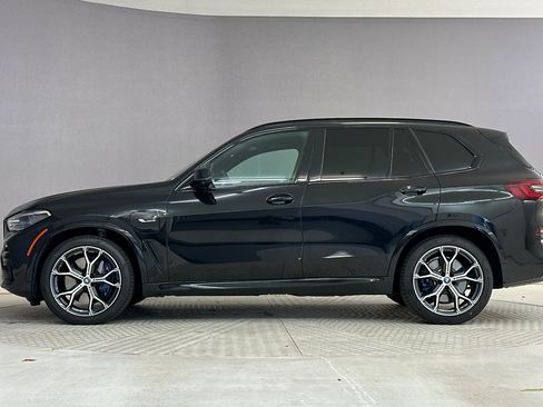 Certified 2023 BMW X5 xDrive45e w/ Executive Package AWD/4WD image 2