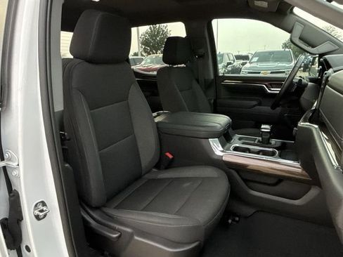 Used 2024 Chevrolet Silverado 1500 LT Trail Boss AWD/4WD image 30