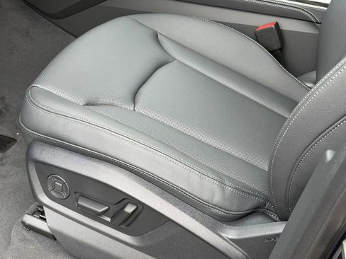 New 2026 Audi Q7 3.0T Premium Plus image 21