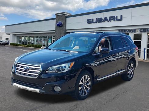 Used 2017 Subaru Outback 3.6R Touring AWD/4WD image 3