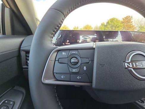 New 2026 Nissan Sentra SV w/ SV Convenience Package FWD image 11
